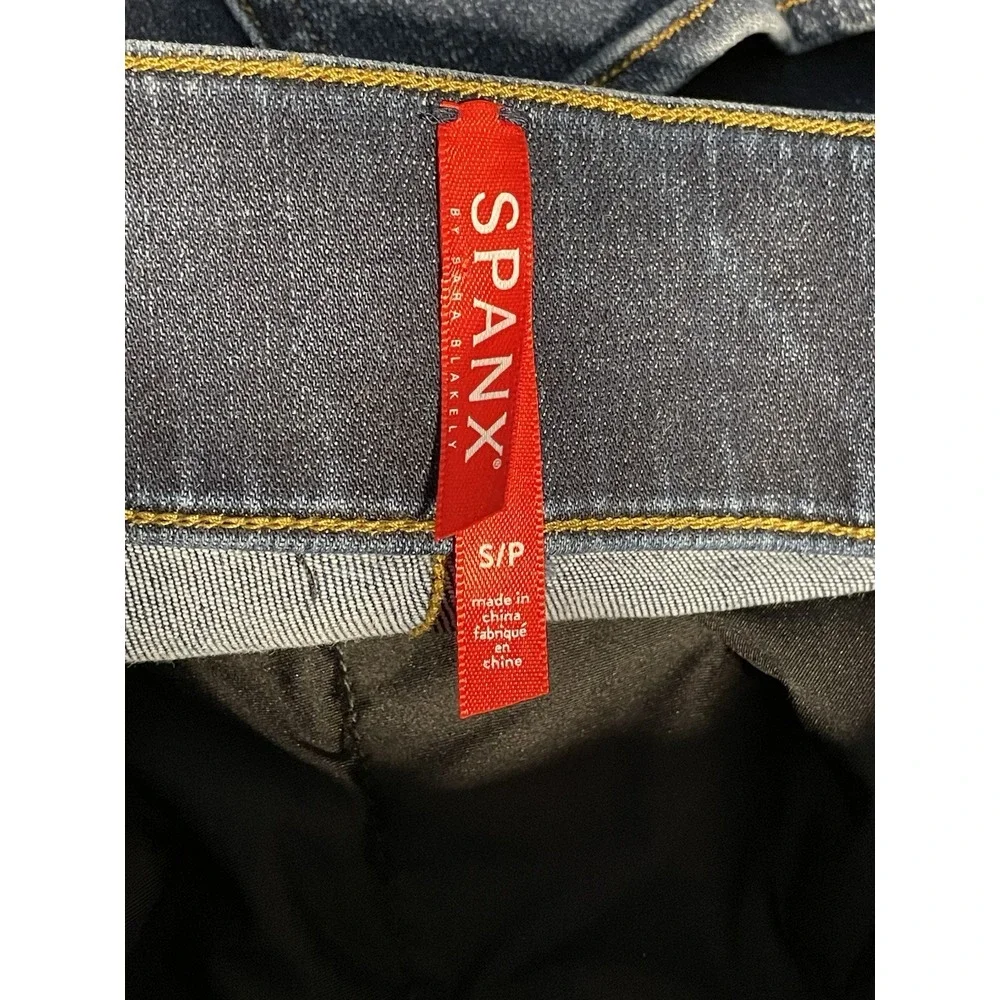 Spanx Cropped Flare Fringe Pull‎ On Denim Jeans Size Small Medium Wash